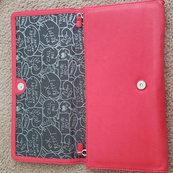 Beautiful Betsey Johnson Clutch - Picture 3 of 4